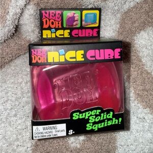 NeeDoh Nice Cube Super Solid Squish - Pink 🩷